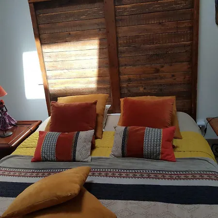 Alojamento de Acomodação e Pequeno-almoço Le Clos D'any 4*